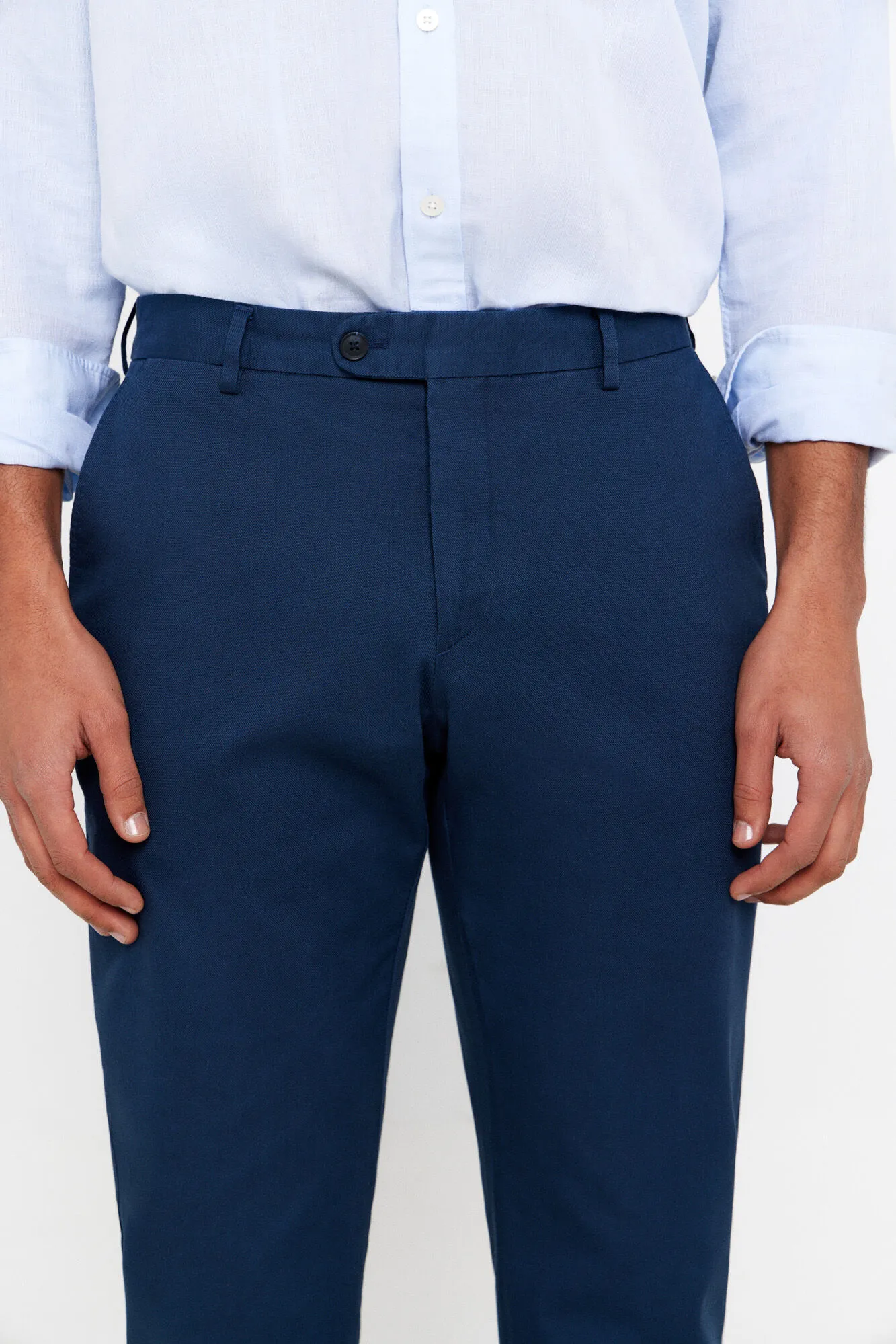 Cotton/linen slim fit trousers