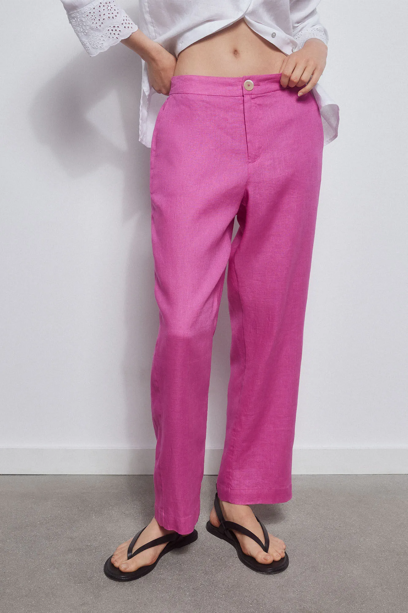 Straight fit cropped linen trousers