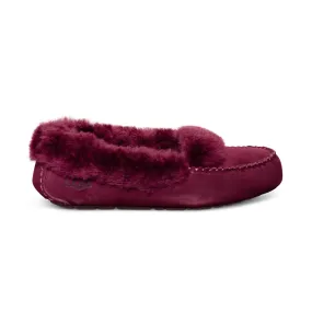 UGG Women's Dakota Slippers in Wild Grape with Spill Seam